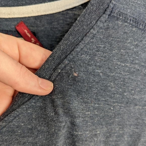 Hudson Barrow NYC Men's V-neck T-shirt Size 2X - Picture 5 of 5